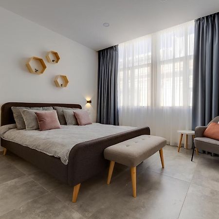 Perfect Location, Modern 2Br Apartment Sliema Exteriör bild