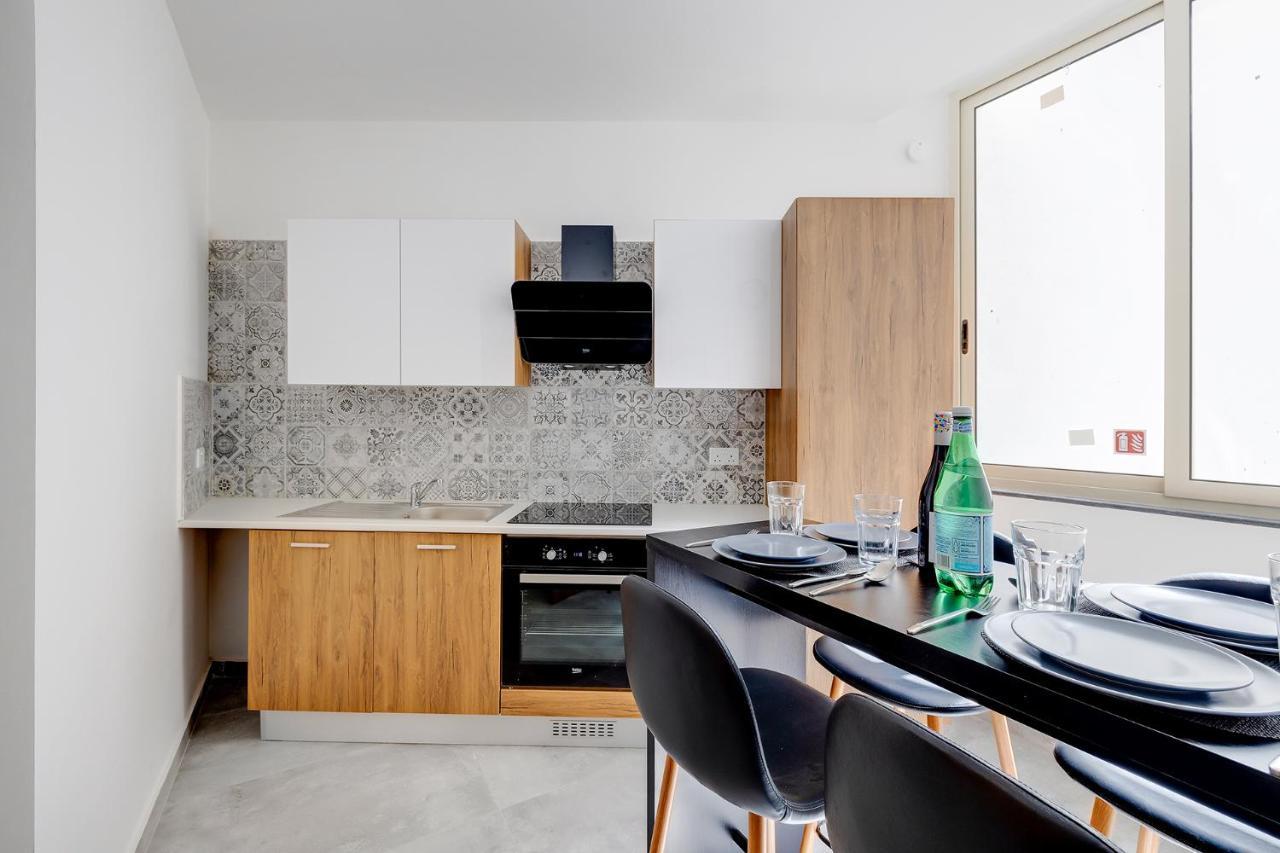Perfect Location, Modern 2Br Apartment Sliema Exteriör bild