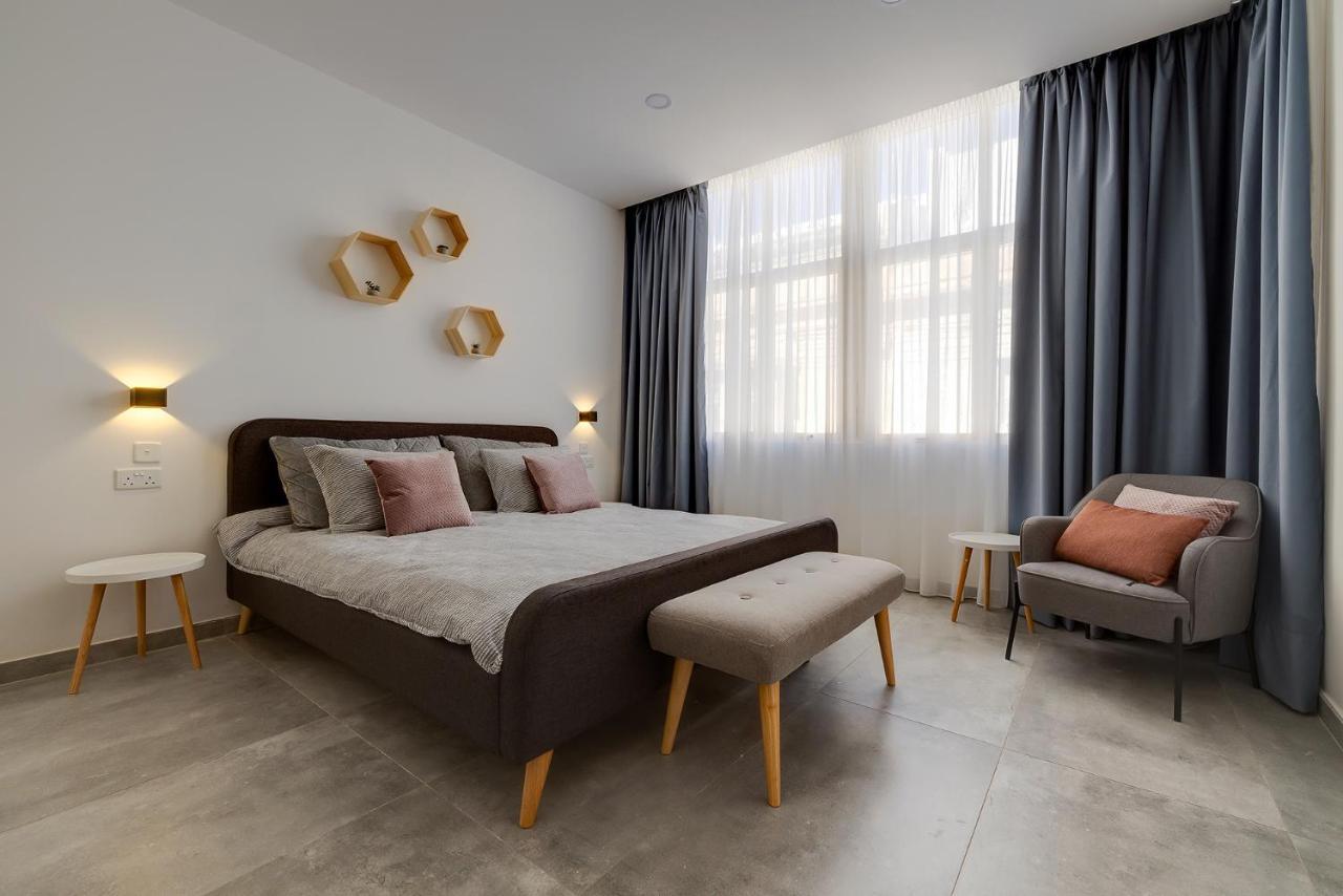 Perfect Location, Modern 2Br Apartment Sliema Exteriör bild